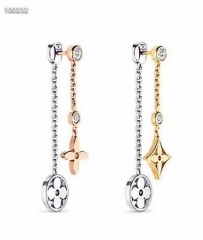 L.V. Earring 044