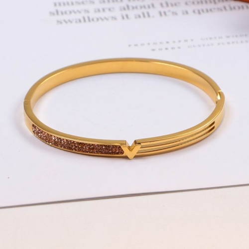 L.V. Bangle 063