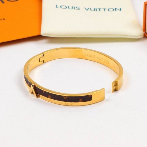 L.V. Bangle 073