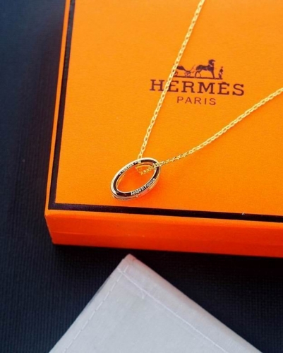 H.e.r.m.e.s. Necklace 030