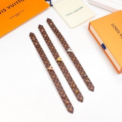 L.V. Bangle 171