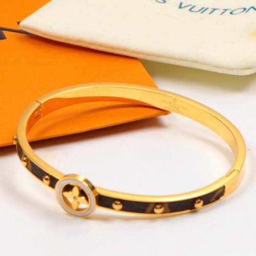 L.V. Bangle 127