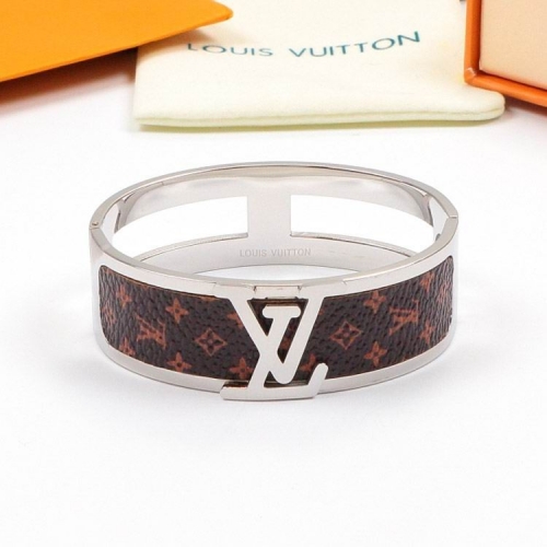 L.V. Bangle 257