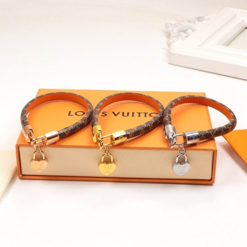 L.V. Bangle 030