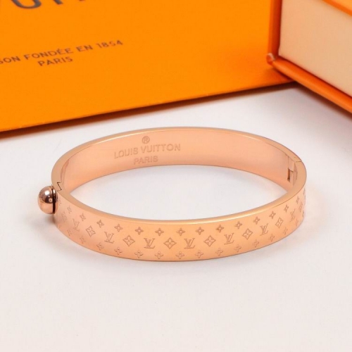 L.V. Bangle 089