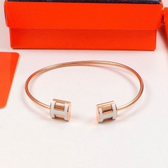 H.e.r.m.e.s. Bangle 373
