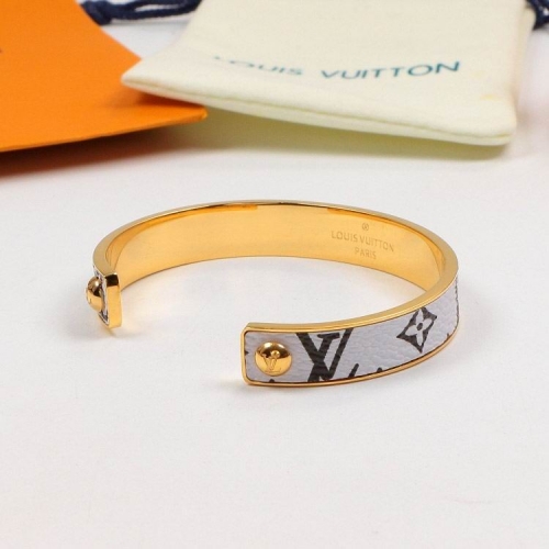 L.V. Bangle 103