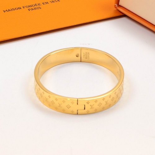 L.V. Bangle 086