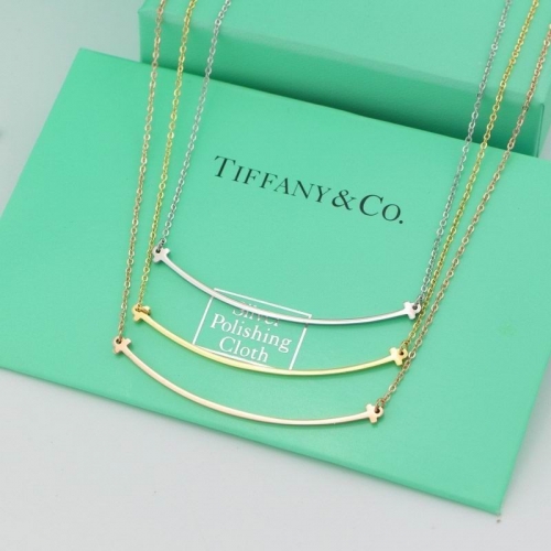 T.i.f.f.a.n.y. Necklace 095