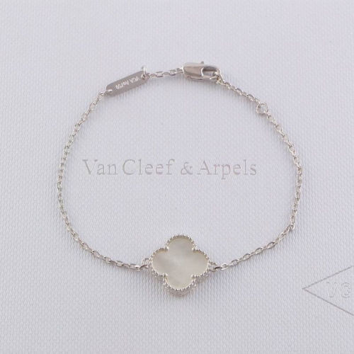 V.a.n. C.l.e.e.f. Bracelet 128