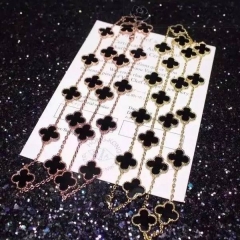 V.a.n. C.l.e.e.f. Necklace 012