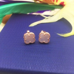 V.a.n. C.l.e.e.f. Earring 178