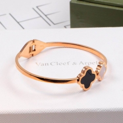 V.a.n. C.l.e.e.f. Bangle 001