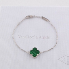 V.a.n. C.l.e.e.f. Bracelet 132