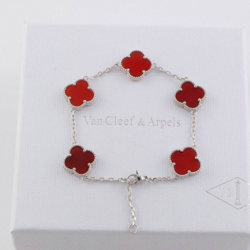 V.a.n. C.l.e.e.f. Bracelet 172