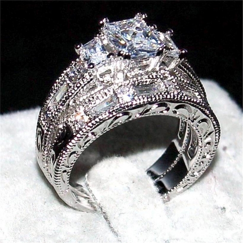 Hot Fashion Ring 1510