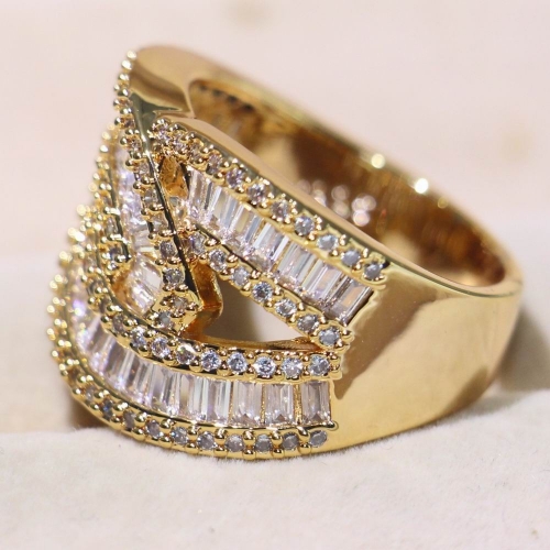 Hot Fashion Ring 2415