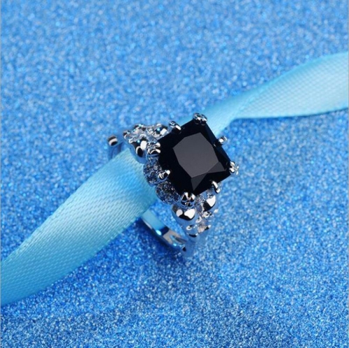 Hot Fashion Ring 1204