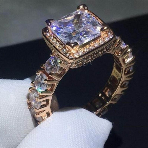 Hot Fashion Ring 1725