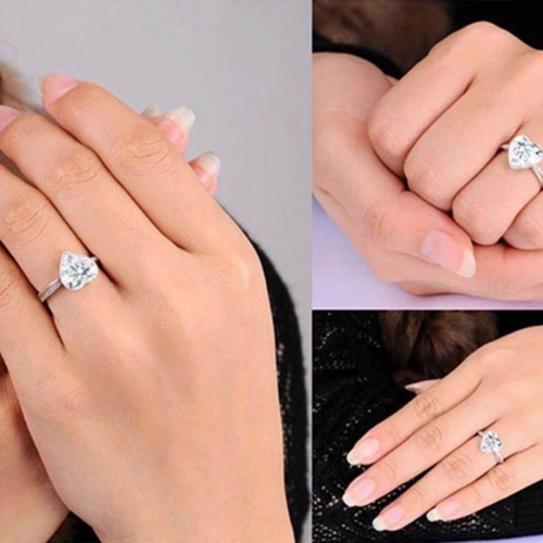 Hot Fashion Ring 1535