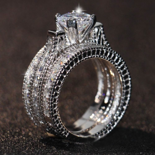 Hot Fashion Ring 1755