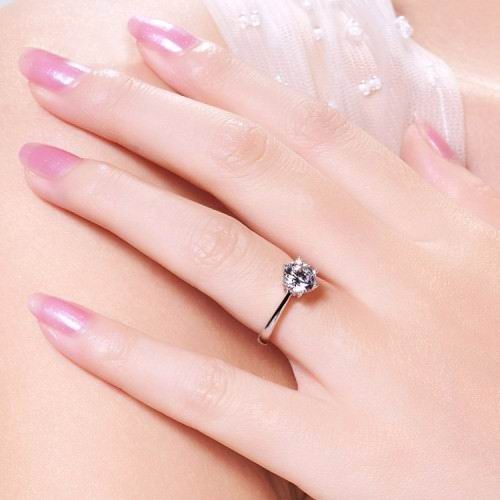 Hot Fashion Ring 1441