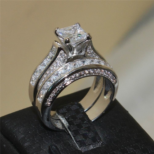 Hot Fashion Ring 1354