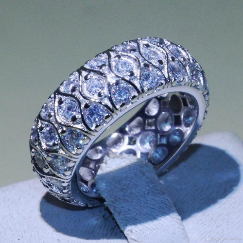 Hot Fashion Ring 1682