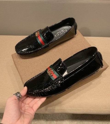 GUCCI Casual Dress Shoes 0314