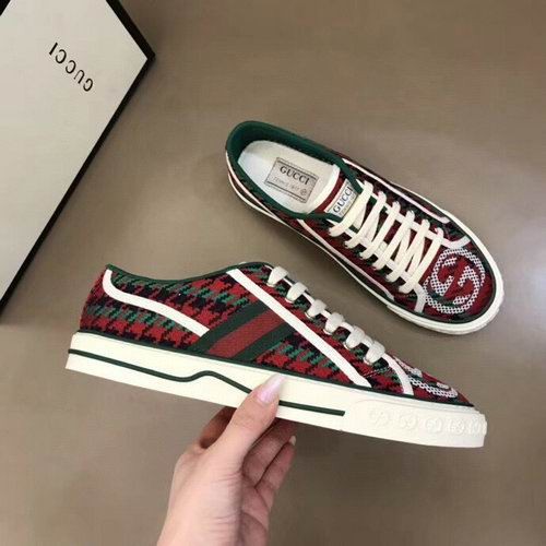 GUCCI Low Top Shoes 0124