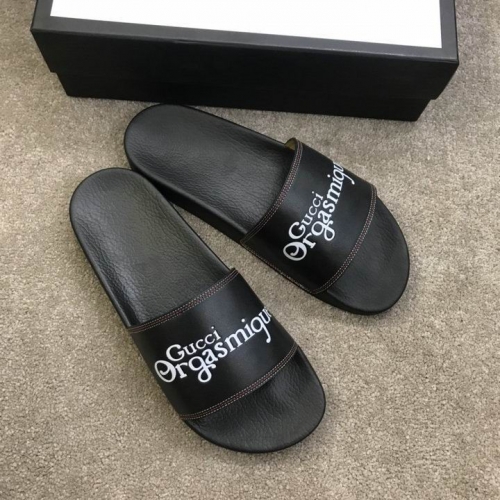 GUCCI Slippers Men 180