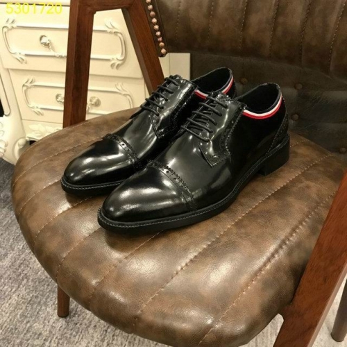 GUCCI Leather Shoes Men 028