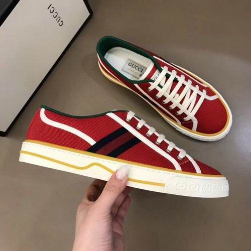 GUCCI Low Top Shoes 0126