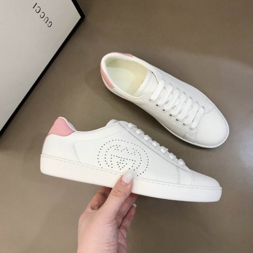GUCCI Low Top Shoes 0067