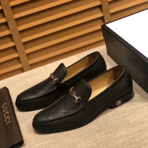 GUCCI Leather Shoes Men 255