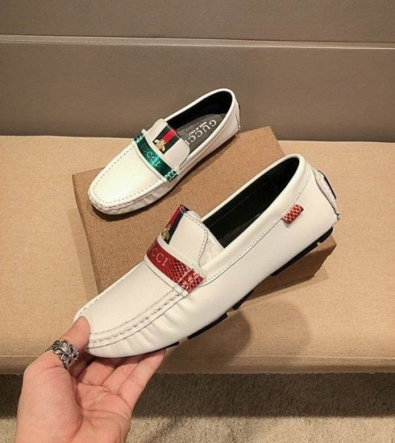 GUCCI Casual Dress Shoes 0239