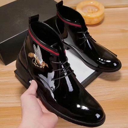 GUCCI Leather Shoes Men 252