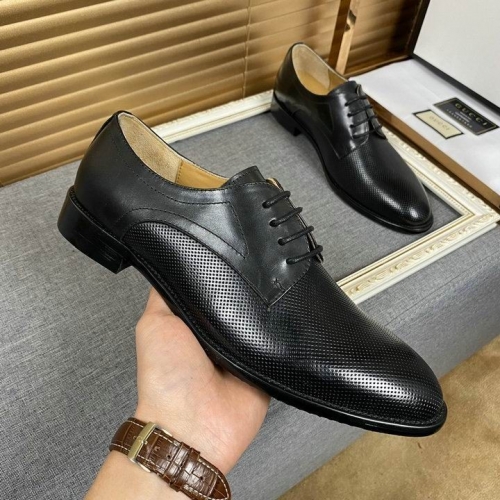 GUCCI Leather Shoes Men 164