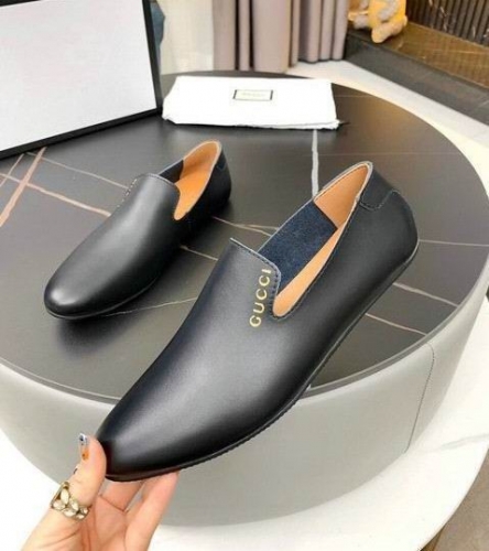 GUCCI Casual Dress Shoes 0336