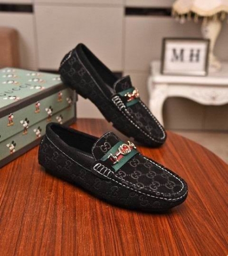 GUCCI Casual Dress Shoes 0331