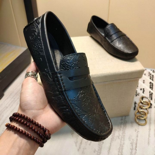 GUCCI Casual Dress Shoes 0582