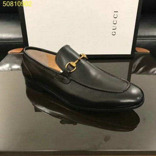 GUCCI Leather Shoes Men 014