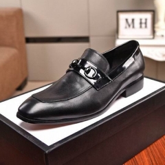 GUCCI Leather Shoes Men 145