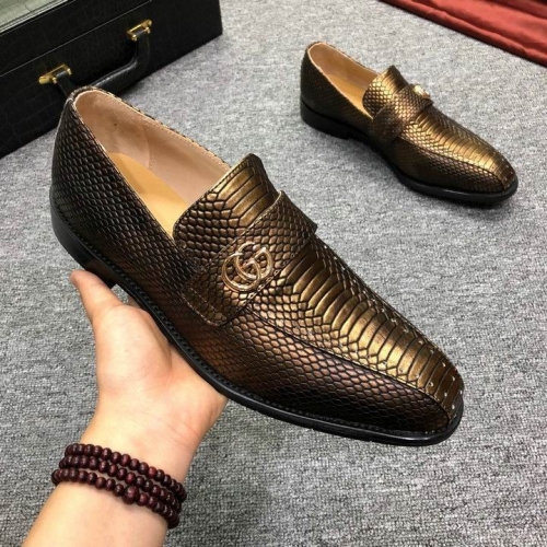 GUCCI Leather Shoes Men 091