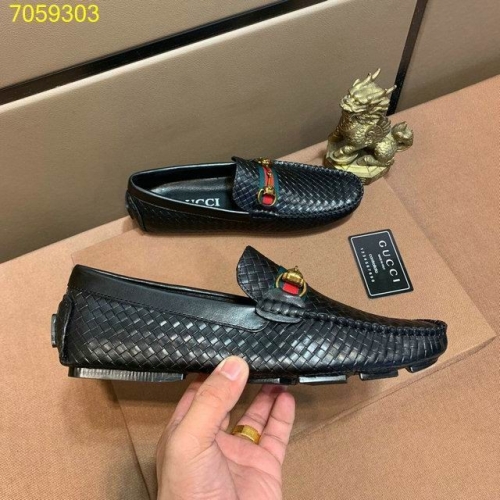 GUCCI Casual Dress Shoes 0932