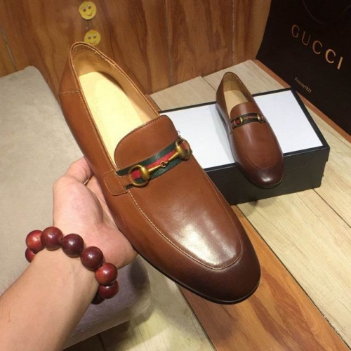 GUCCI Leather Shoes Men 190