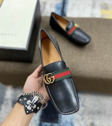 GUCCI Casual Dress Shoes 0024