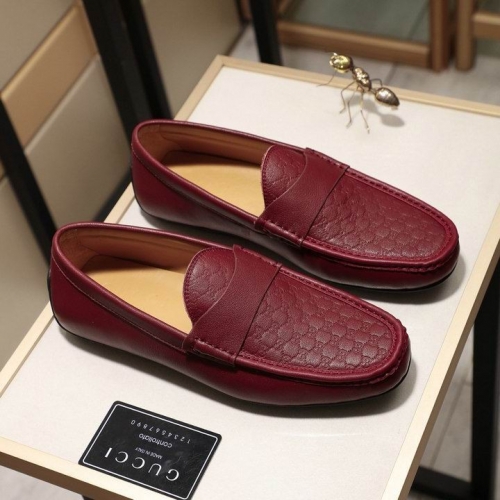 GUCCI Leather Shoes Men 055