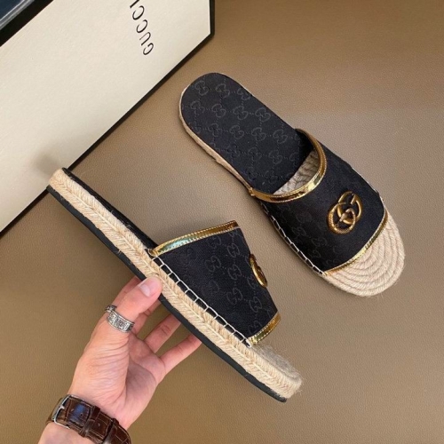 GUCCI Slippers Men 218