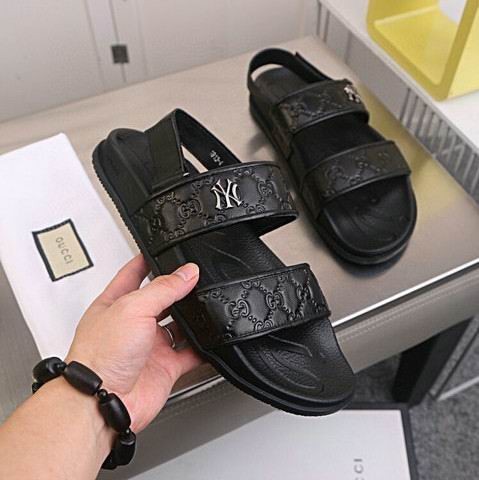 GUCCI Slippers Men 120